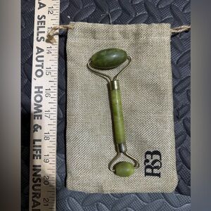 Jade Roller with Pouch